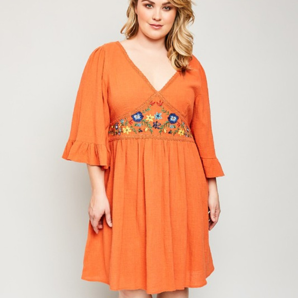 Hayden Los Angeles Dresses & Skirts - *ONLY 1 LEFT* Embroidered Floral Tunic Dress